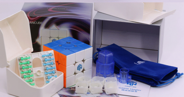 GAN 15 MAGLEV UV (Magnetic, Ball Core, MagLev, UV Coated)
